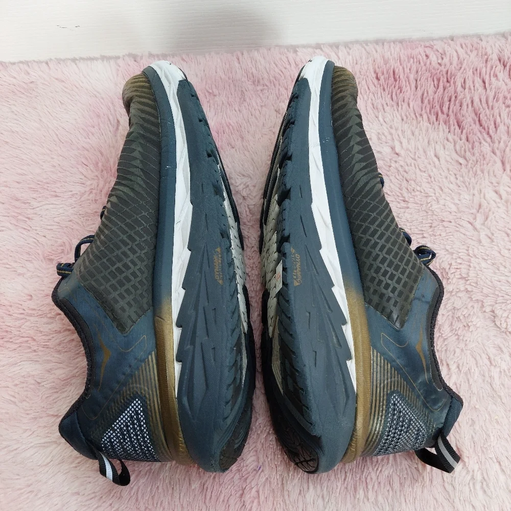 Hoka One One Marahi‎ Running Shoes Size Men's 8.5 Women's 10